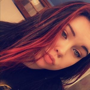 Meet your Posher, Alicia